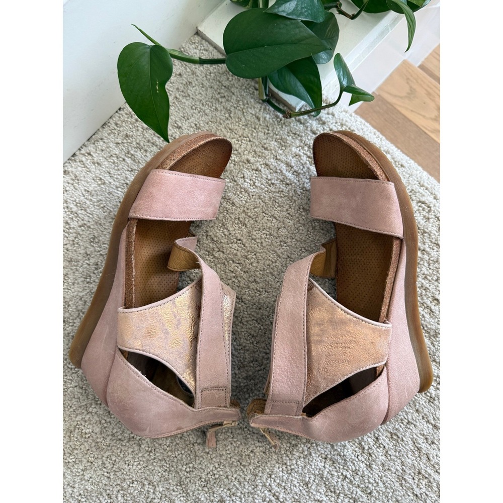 Miz Mooz Molly LOW Wedge Sandals Women 40 Pink Leather Metallic Zip Back 9-9.5